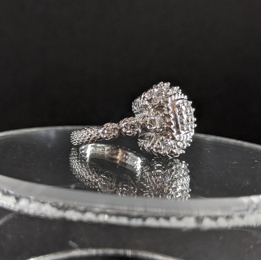 Judith Ripka Silver Floral Cluster Ring - Picture 4 of 12